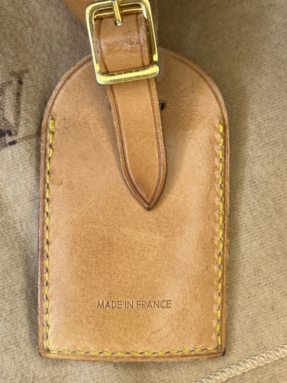 Louis Vuitton Tan Leather Luggage Tag Pair with Gold-Tone Buckles - Picture 7 of 14